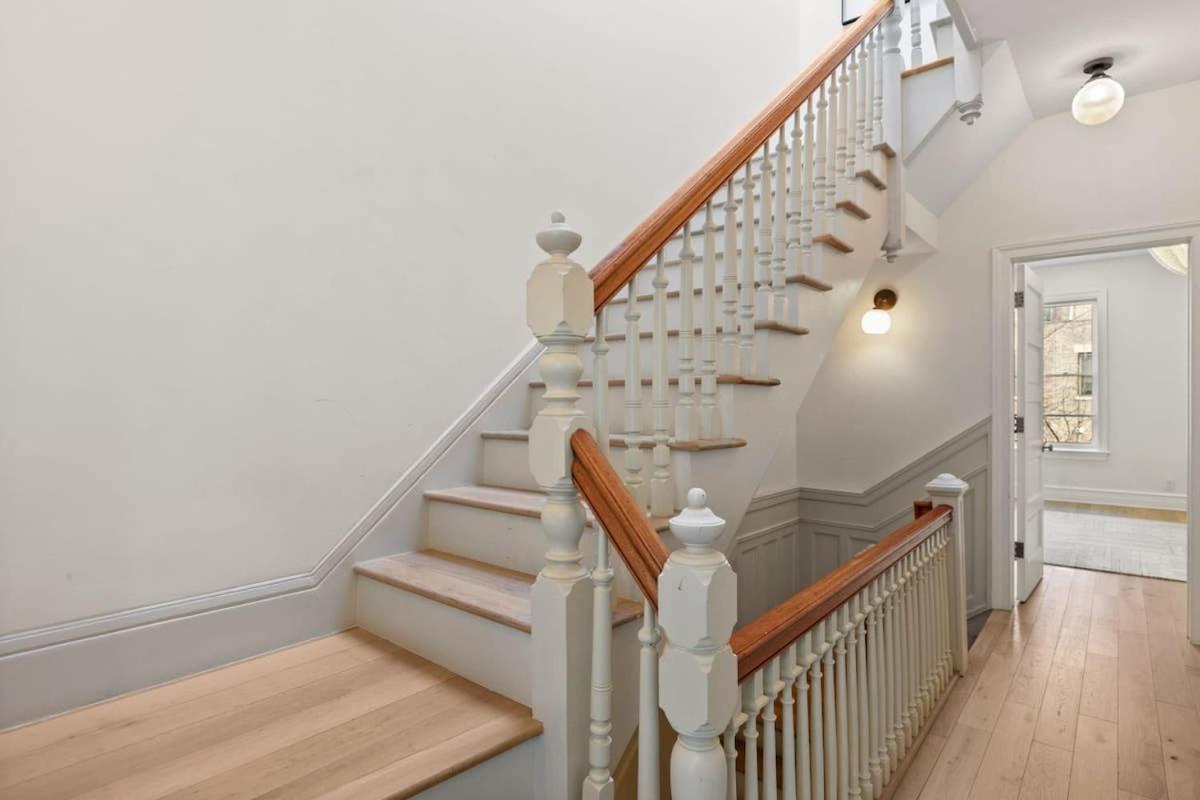 Holiday home Riverside By Rove Travel 7br Modern Townhouse New York