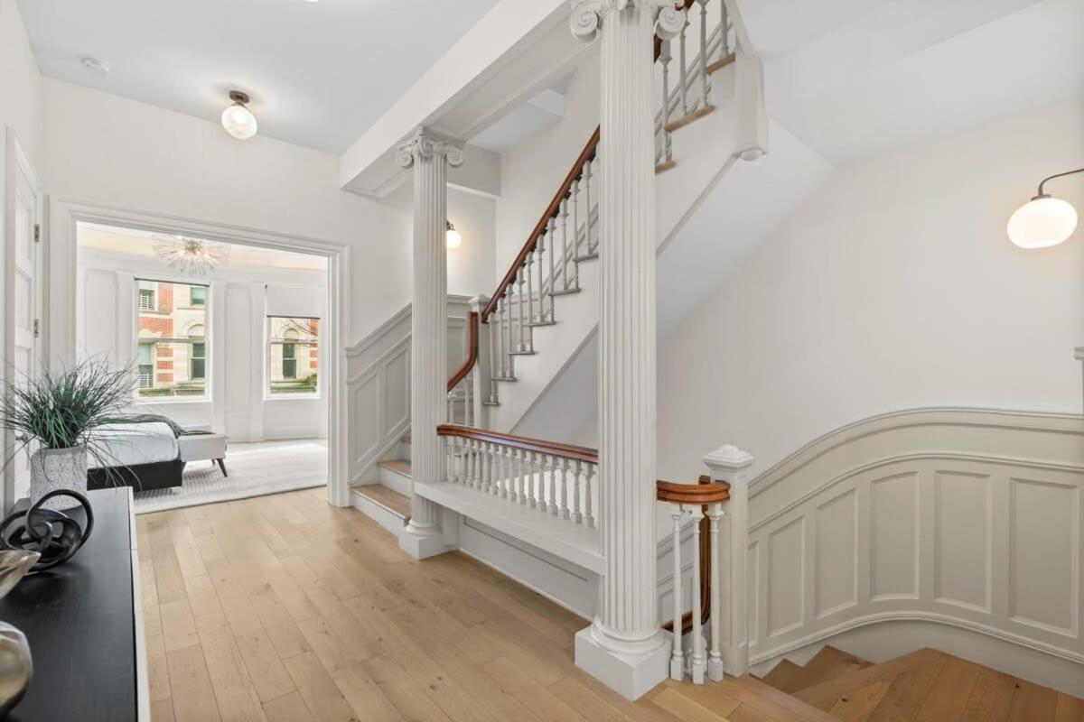 Riverside By Rove Travel 7br Modern Townhouse New York